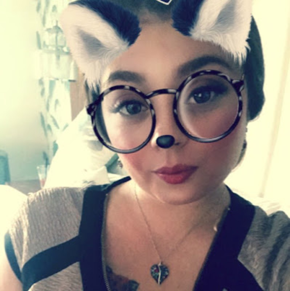 Meet your Posher, Sandi